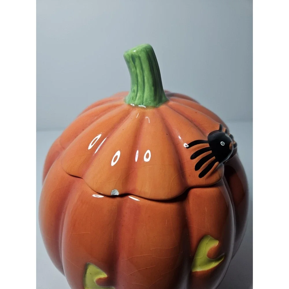 Hallmark Halloween Pumpkin Ceramic Cookie Jar Jack O Lantern Spider Vintage 7in